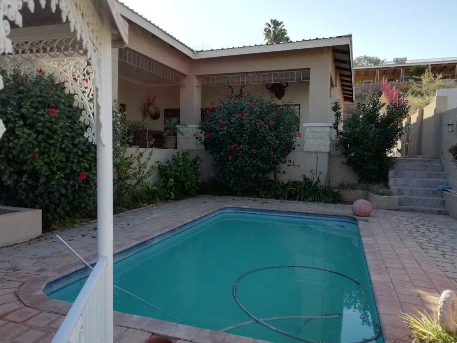 5 Bedroom Property for Sale in Keidebees Northern Cape